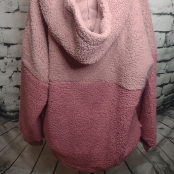 Victoria's Secret PINK Sherpa Hooded Pullover - Picture 10 of 15